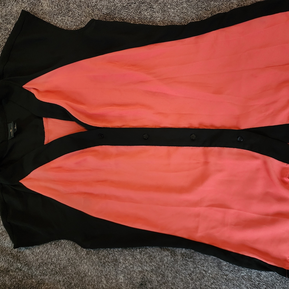 Worthington Black and Coral Top